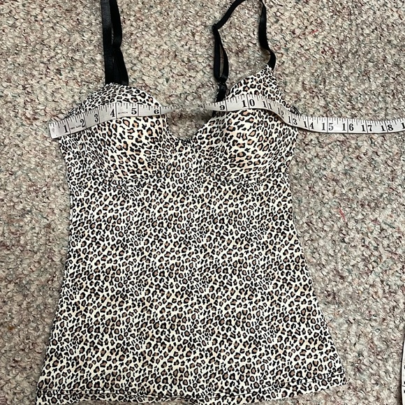 Marilyn Monroe padded cup tank - Picture 4 of 7